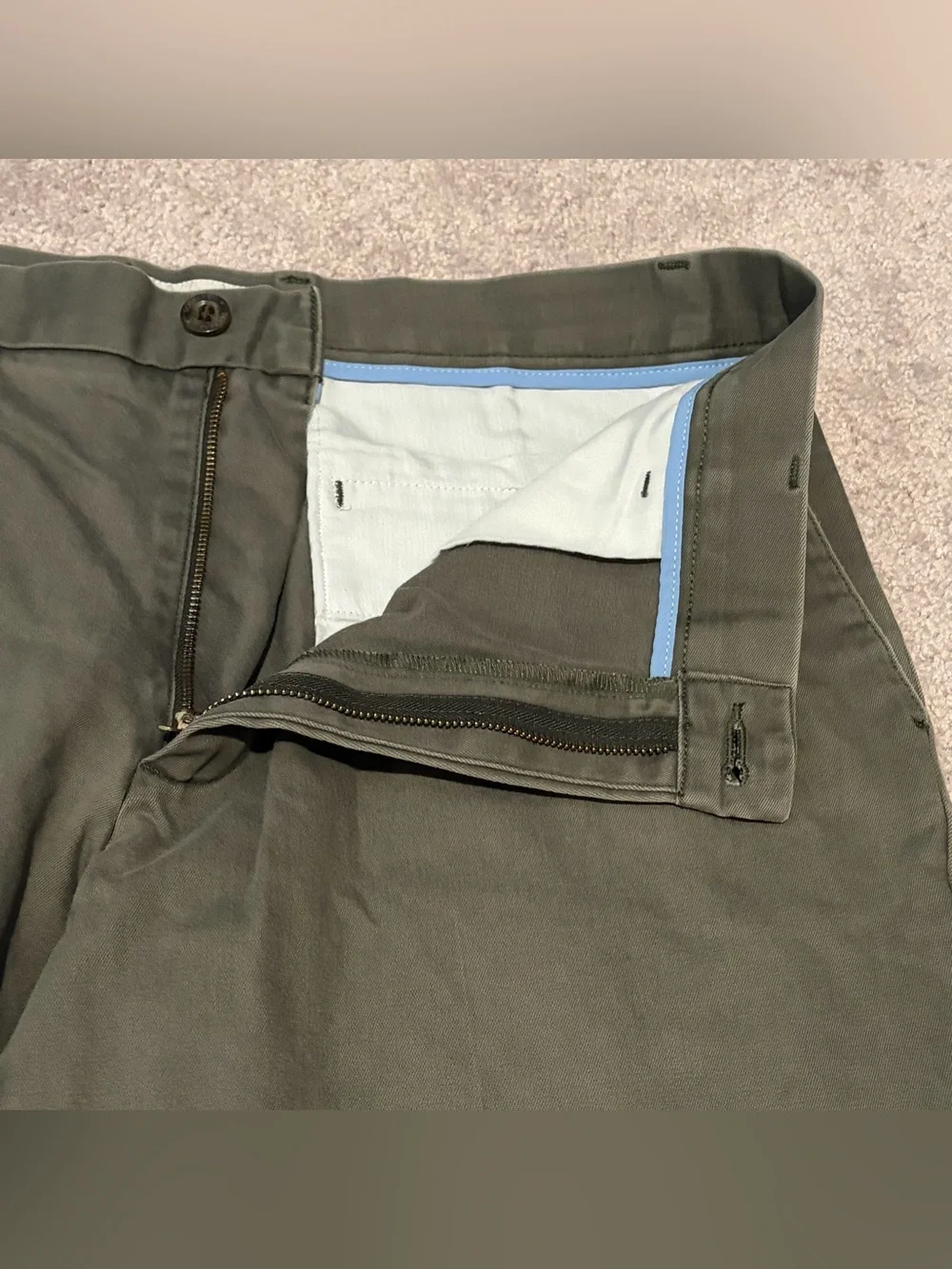 Dockers Men’s Size 34x30 Green Khaki Flat Front Straight Fit Preppy Pants